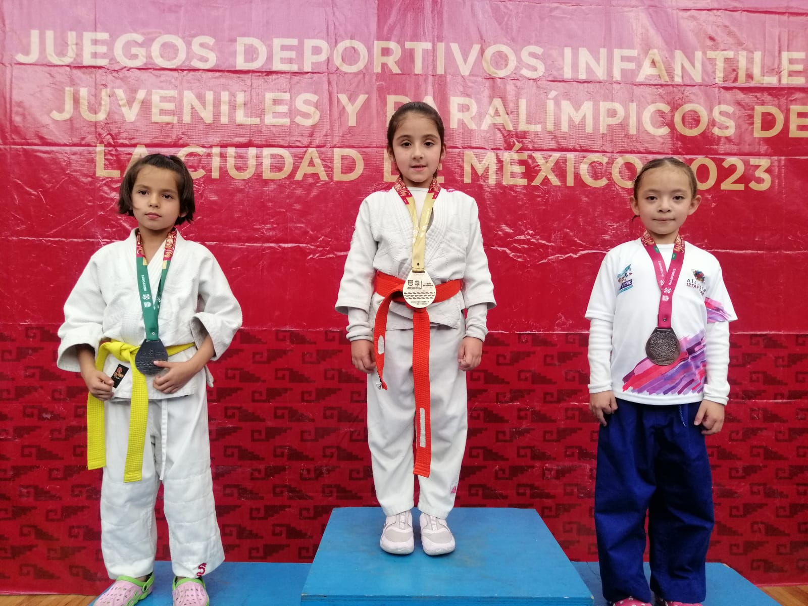 Alumnas del Club ERA en el podio de los Juegos Deportivos Infantiles y Juveniles de la Ciudad de México 2023